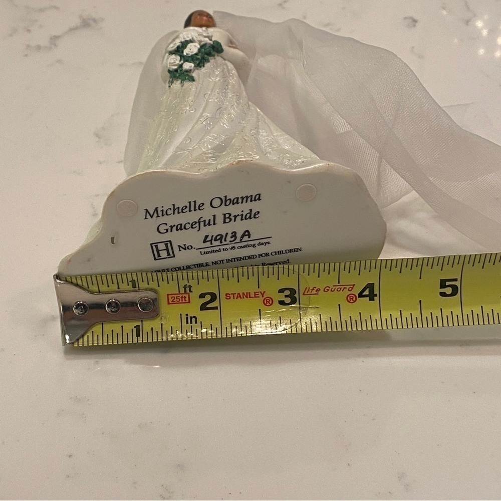 The Hamilton Collection Michelle Obama Figurine Graceful Bride Numbered 4913A - Picture 12 of 13